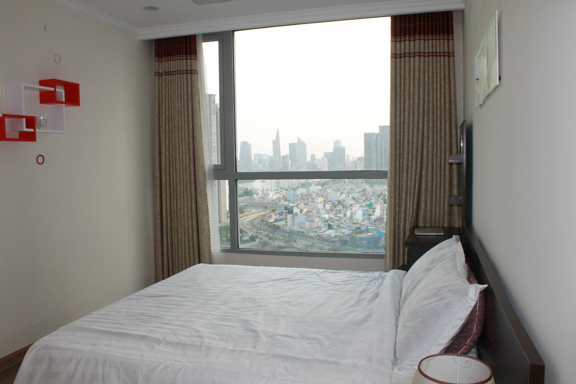 Tiffany Luxury * TP. Hồ Chí Minh